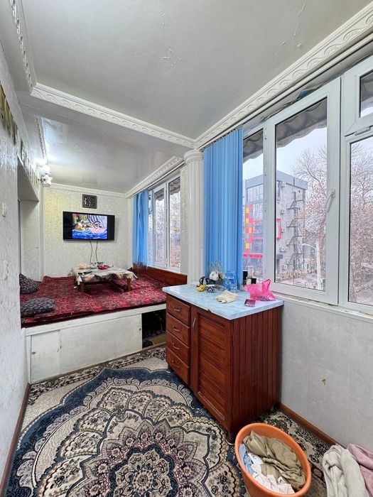 Кватира Чилонзор сотилади  5-квартал. Новза (Хамза) метро. 3/3/4.