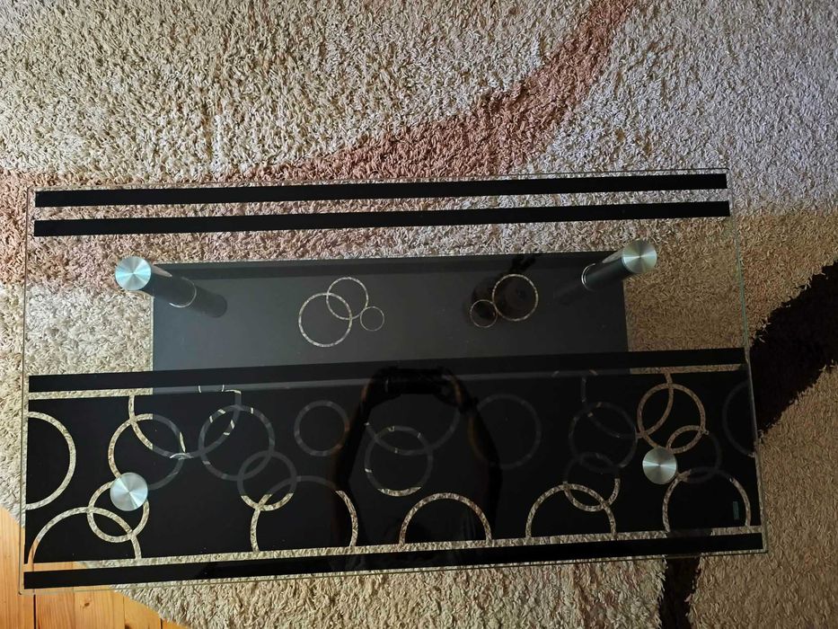 Masă din sticlă securizată, pentru living, cu model abstract