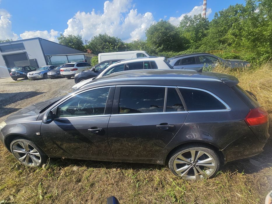 Opel insignia 2.8 turbo 260 к.с