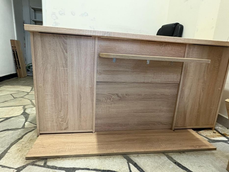 Масивно бюро от ПДЧ