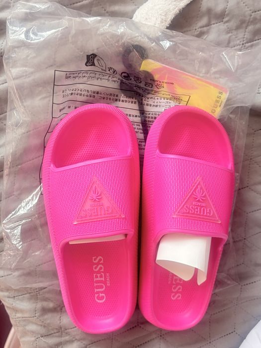 Плажни чехли guess