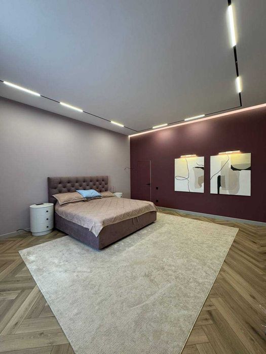 Цена далеко ниже рыночной.