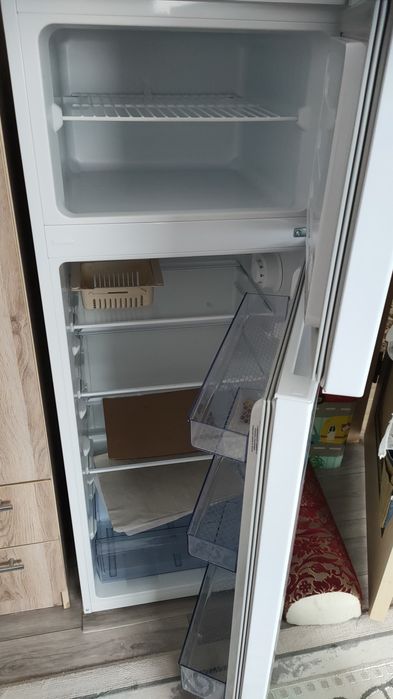 Холодильник продам