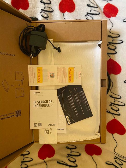 ASUS Vivobook Go 15 (Mixed Black)