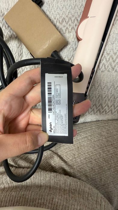 Dyson фен-выпрямитель