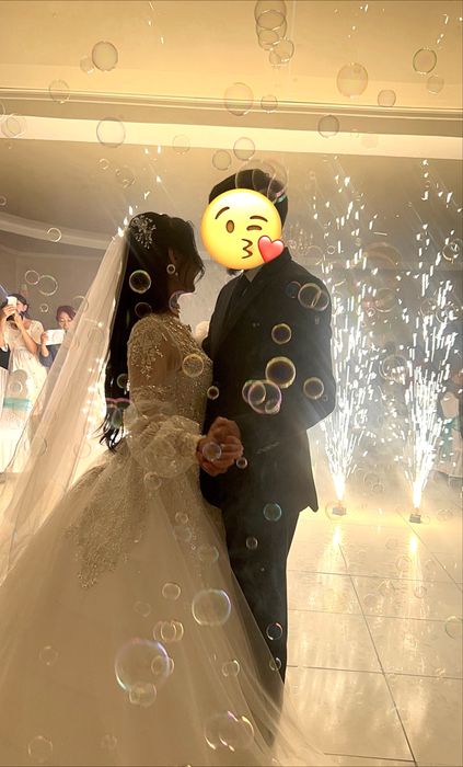 Свадебное платье. Той көйлегі