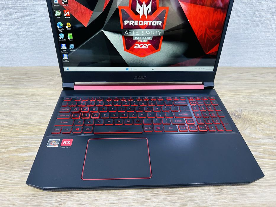 ACER Nitro Ryzen 5-8 Ядерный с Топ Видеокартой RX560 для игр и IT