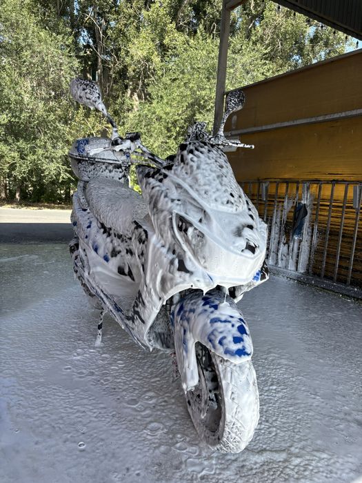 Мопед Макси на ходу