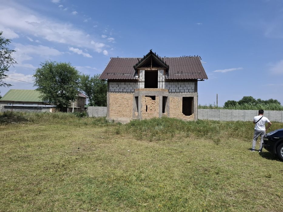 Шұғыл үй сатылады.