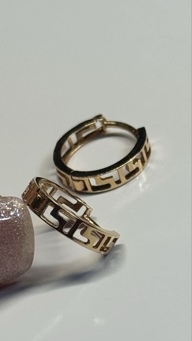 Золотые серьги 585