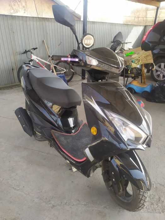 Мопед м8 про 125 куб