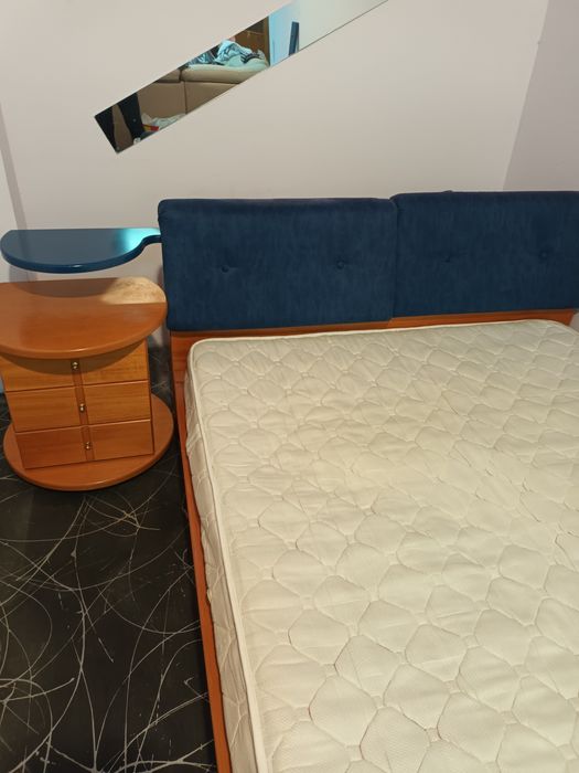 Спалня, Нощни шкафчета. Тоалетка