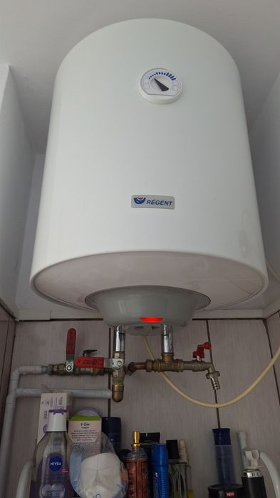 Se vinde boiler electric  50 l