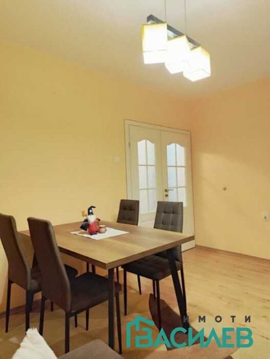 Продава се Двустаен апартамент в София, Център - 72 кв.м за 1488 €/кв.м - Снимка #4