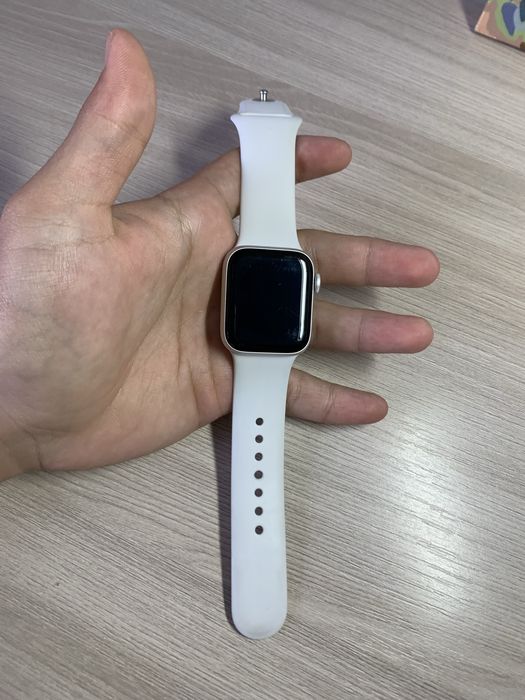 Apple Watch SE 2 (40mm)