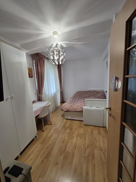 Închiriez apartament 2 CD G Enescu