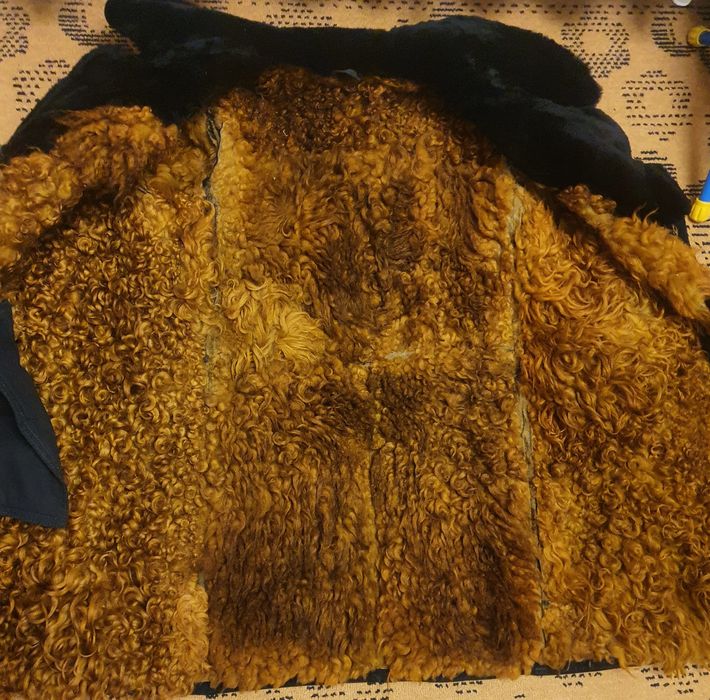 Продаю овчинный тулуп р 54