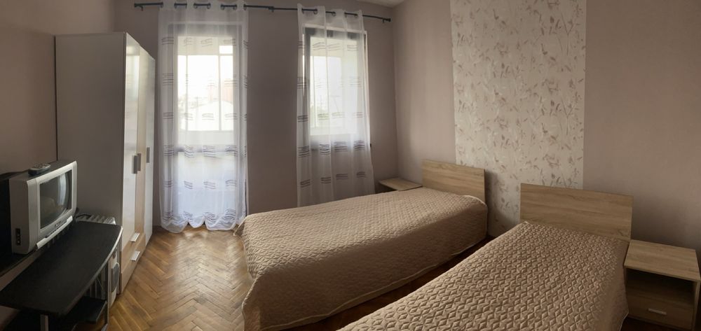 Дава се под наем Двустаен апартамент в Плевен, Дружба 2 - 60 кв.м за 280.5 € - Снимка #2