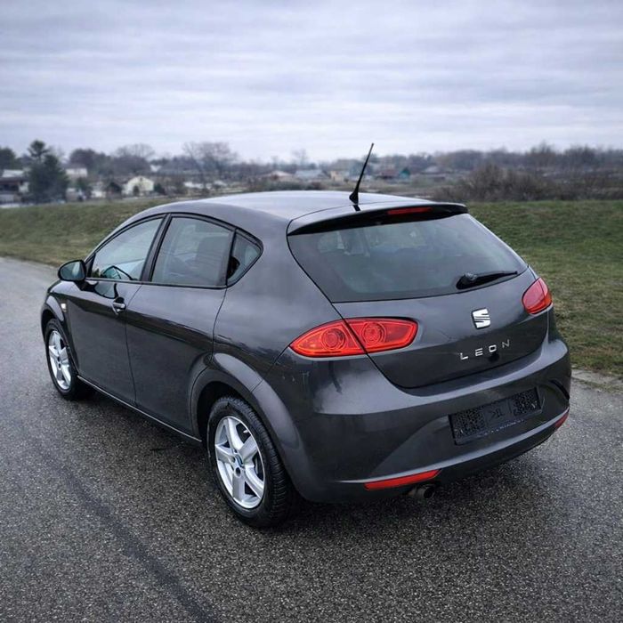 Seat Leon 1.2 TSI Facelift 105 CP Euro 5 – AC, Navigație, Jante Aliaj