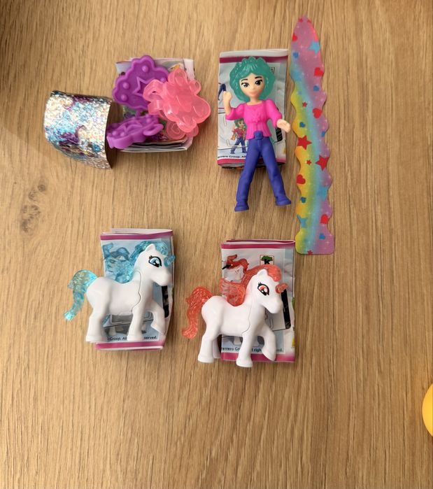 Играчки Kinder Joy