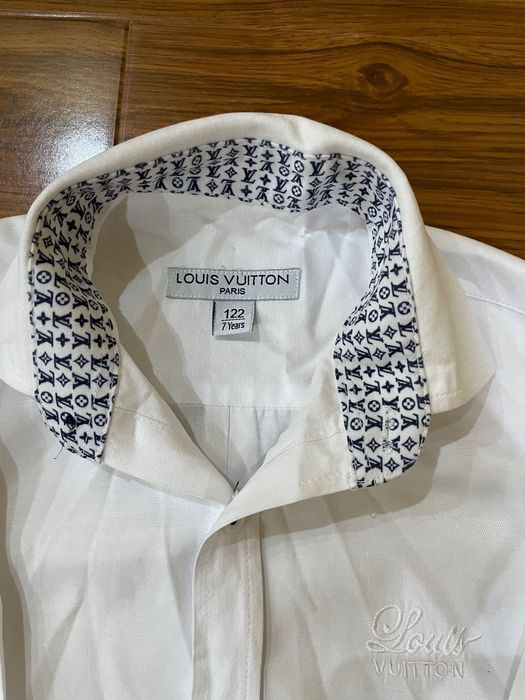 Школьные рубашки