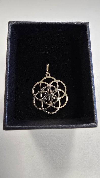 Медальон 14 карата злато