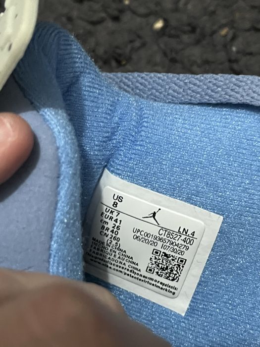 Jordan 4 universty blue 42