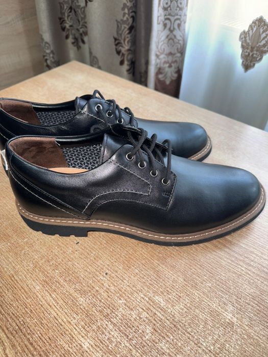 Pantofi piele Clarks