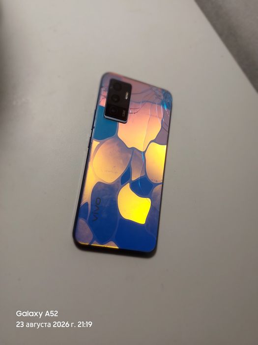 Телефон Vivo v23e