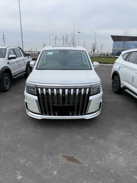 JAC RF8  KIA Carnival o'rniga premium mashina