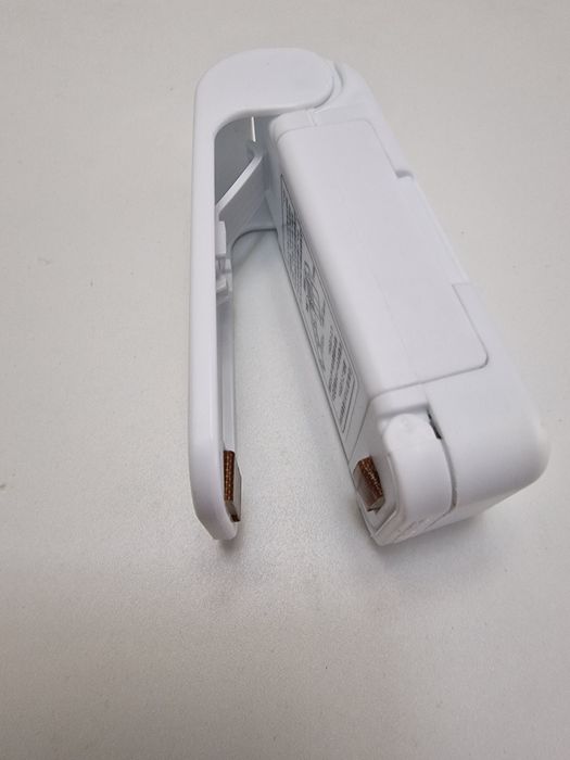 Мини машинка за запечатване