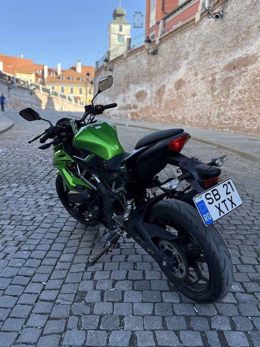 Kawasaki Z125 2021