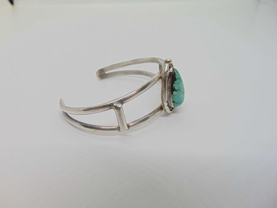 Bratara navajo din argint cu turcoaz