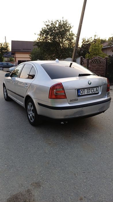 Vând skoda Octavia 2