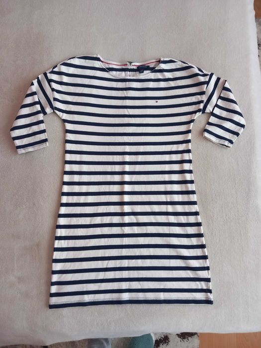 Рокля Tommy Hilfiger със 3/4 ръкав