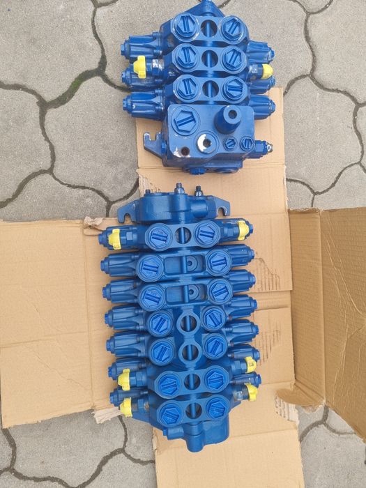 Distribuitoare jcb Rexroth