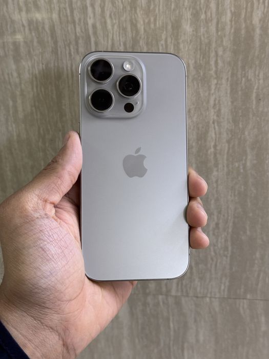 Продам Apple iPhone 16 Pro 256 Natural Titanium