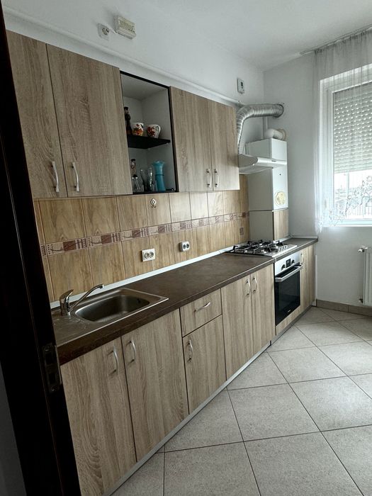 Inchiriez apartament 2 camere  Ared Uta