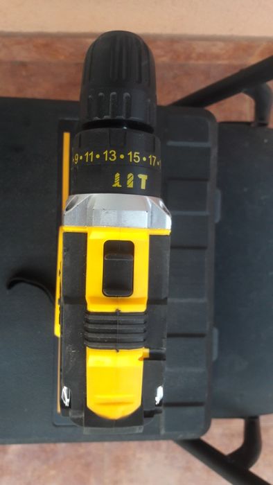 Продавам 2 броя винтоверти