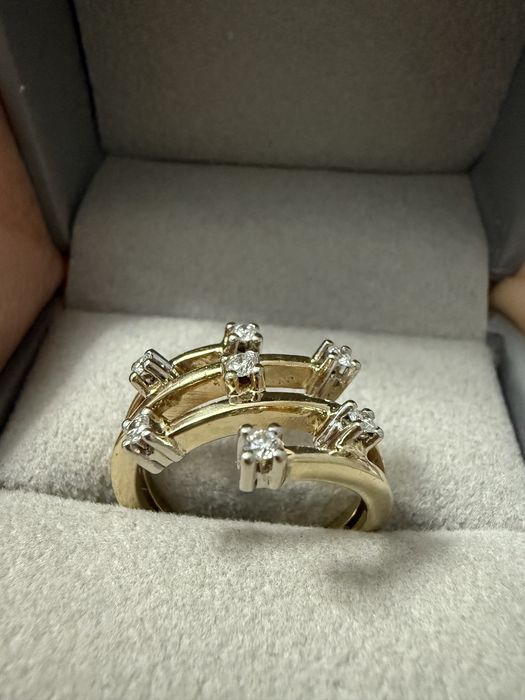 Бриллиантовое кольцо