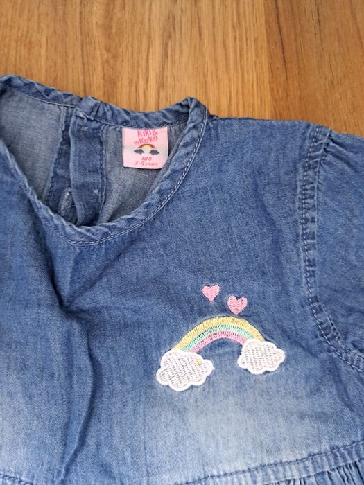 Vand rochita marime 104