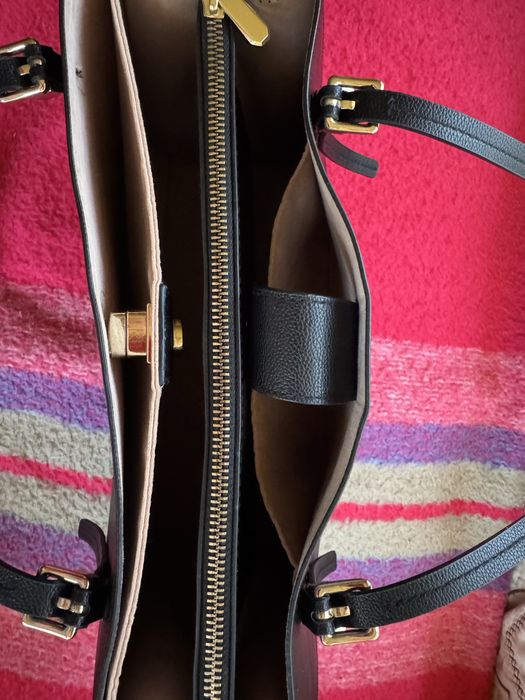 Geanta din piele impecabila