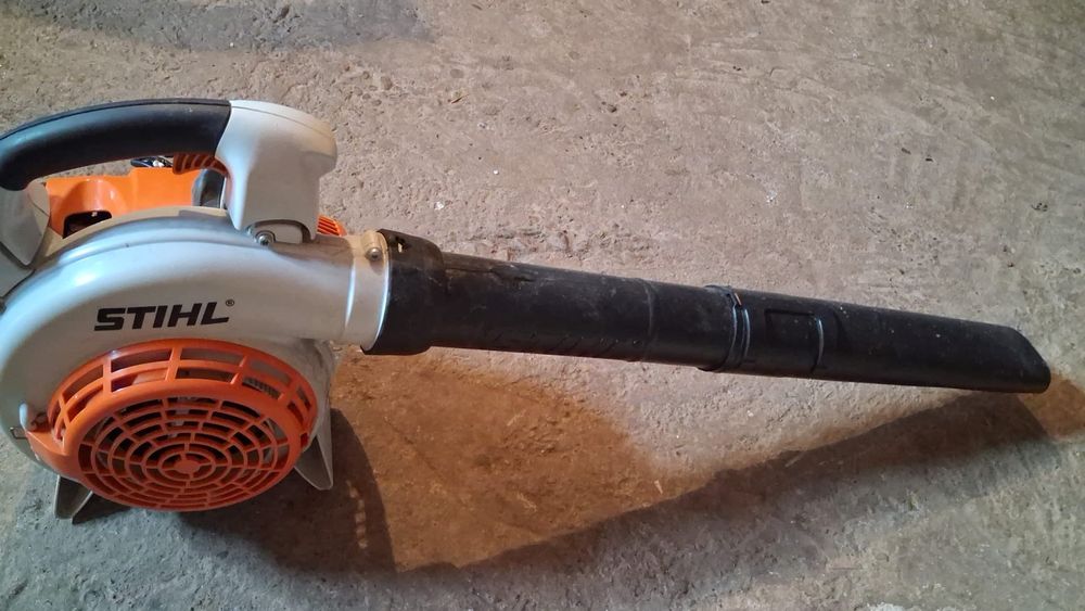 Vând suflanta Stihl 86C 2025