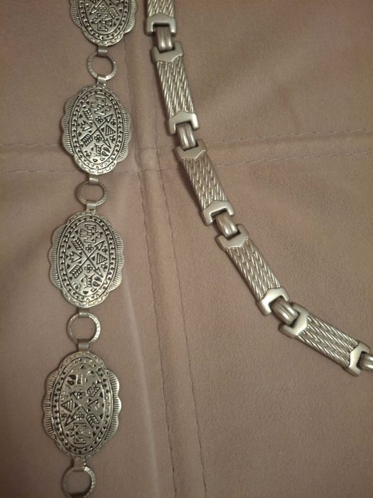 Метални колани 2 бр.