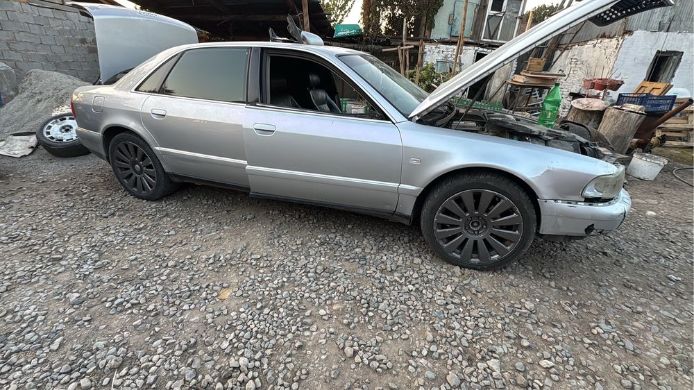 Авто на разбор ауди а 8 д2