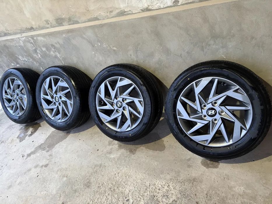 Обменяю R16 с резиной от elantra 2025 на R17 elantra