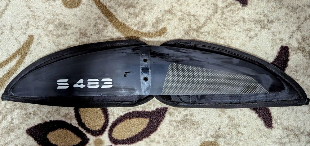 Продавам карбонов фойл за кайт Moses Onda W633