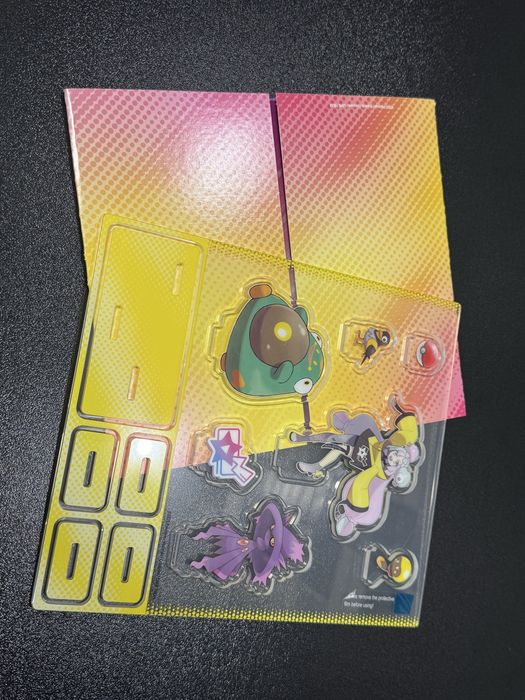Pokemon карти, кутии, стикери и много други