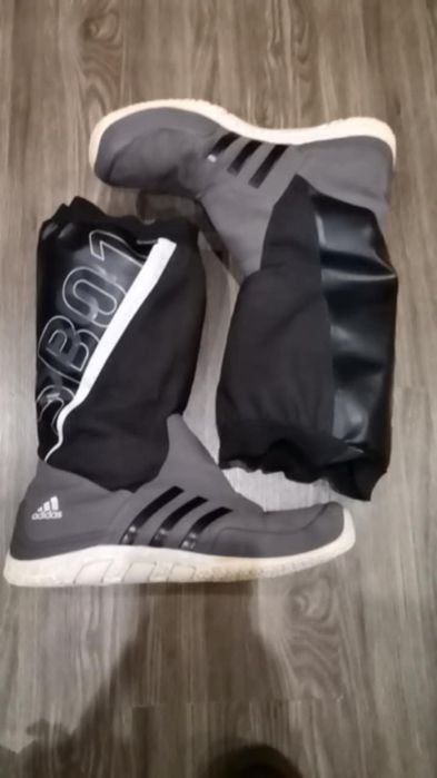 Ботуши ADIDAS, Ном 43