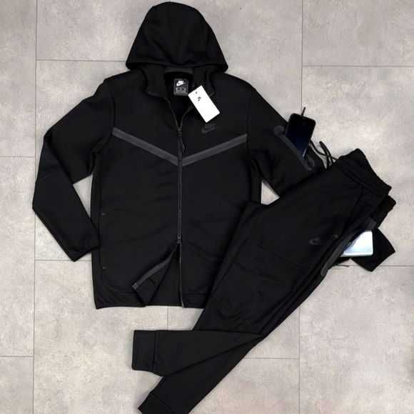 Nike Tech Fleece Negru Set(Hanorac + Pantalon)